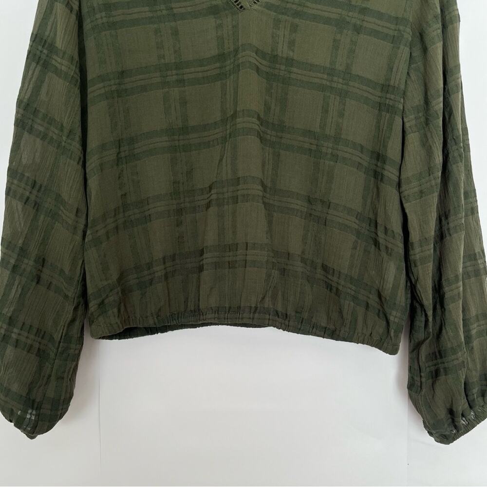 Express V-Neck Blouse Sheer Long Sleeve Relaxed Fit Officewear Size Medium Olive - Picture 3 of 15